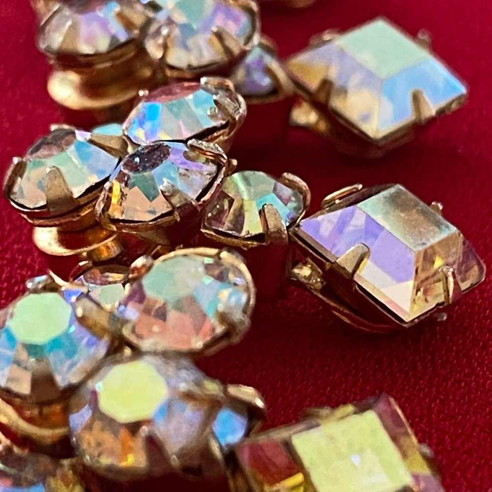 Vintage Aurora Borealis Choker Necklace & Earrings set - Picture 12 of 14